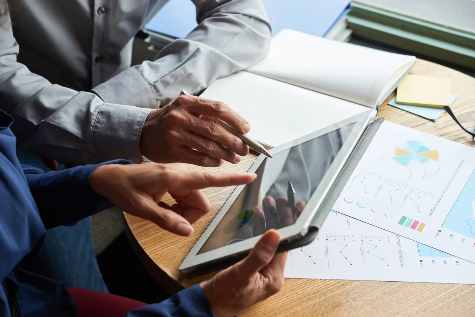 CorporateDirectory Fachanwendung für Mitarbeiter- und Standortdaten